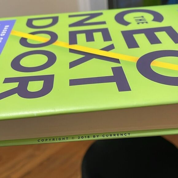 The CEO Next Door hardcover book in great condition - Picture 5 of 9